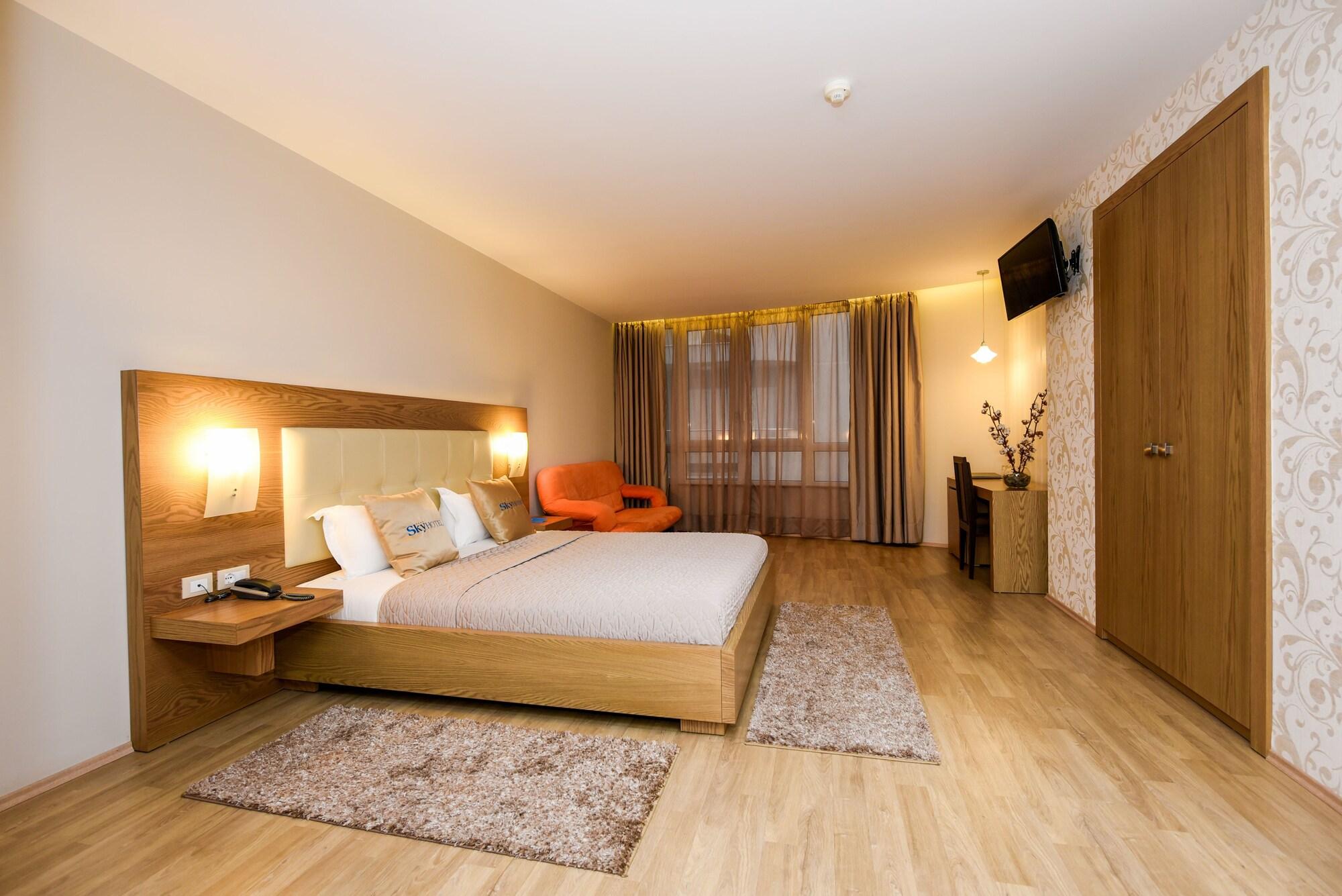 Sky Hotel Tirana Eksteriør billede