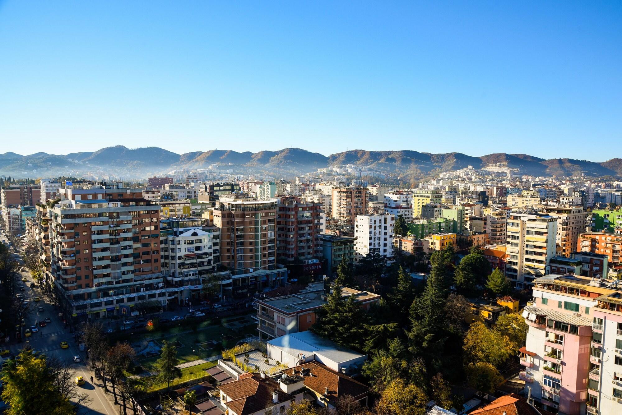 Sky Hotel Tirana Eksteriør billede